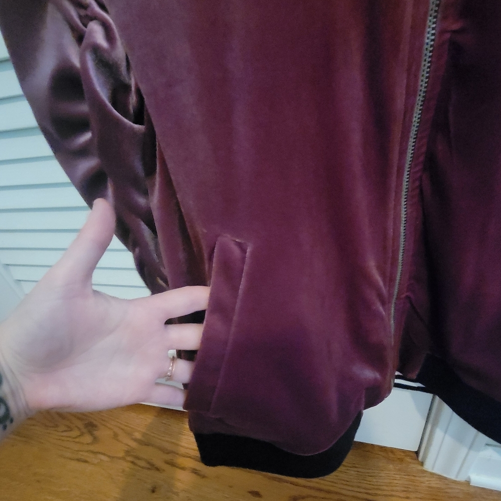 Color Thread Velvet Bomber Jacket - Picture 3 of 7